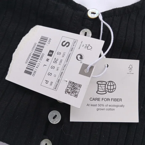 Black Zara Basic ribbed v neck croptop - Picture 2 of 4